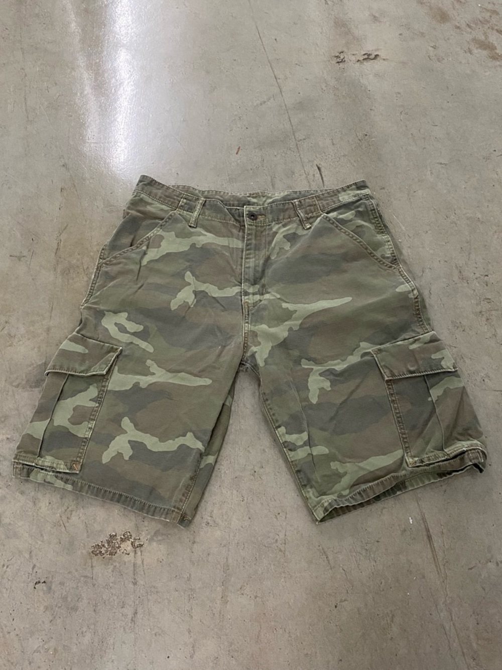 Vintage Levi’s Camo Cargo Shorts
